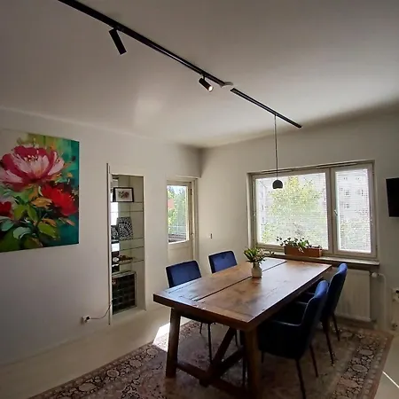 Kodikas Tehokaksio Paikassa Keskusta